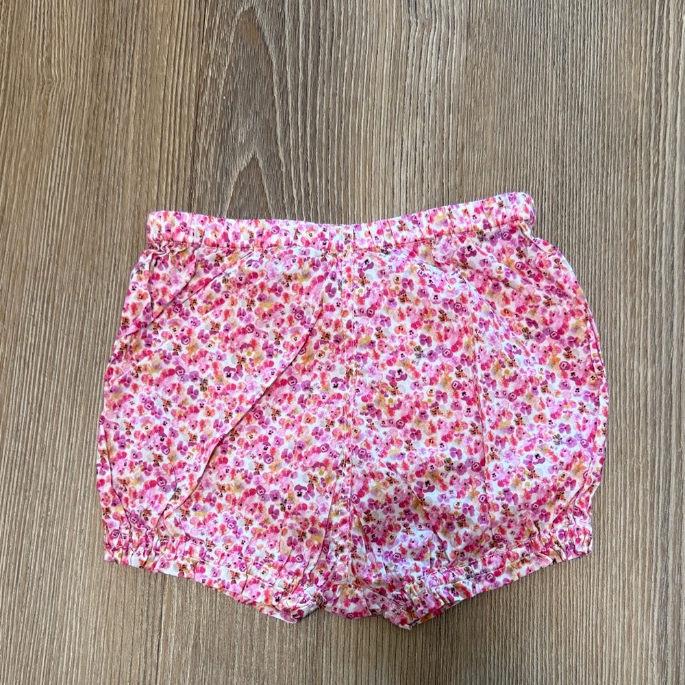 Baby CZ pink floral ruffle shorts 6-12 months